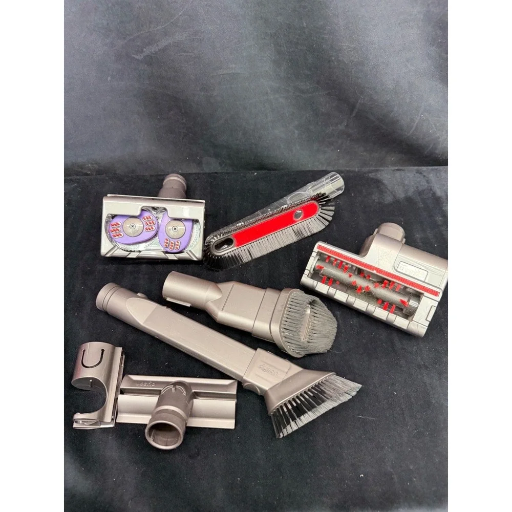 Dyson vacuum attachment